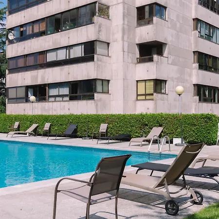 Elegante Coqueto Y Con Piscina By Βίγκο